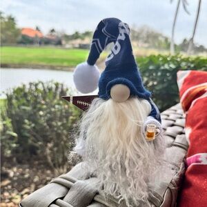 Dallas Cowboys Gnome with Pom-Pom Hat